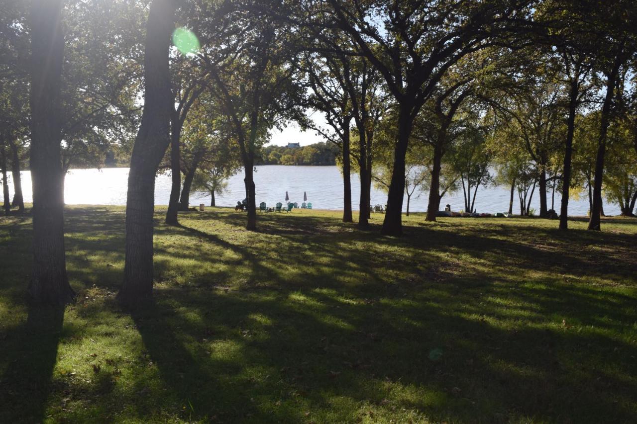 Lake Front Cottage Little Elm Extérieur photo